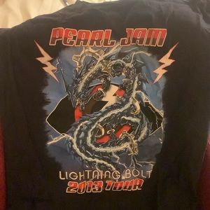 Pearl Jam - lightning bolt tour 2013